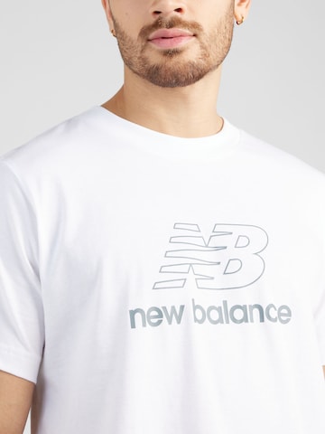 new balance T-Shirt in Weiß