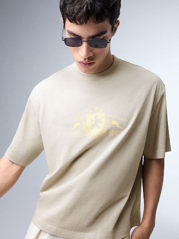 Bershka Majica 'HERALDIC' | siva barva