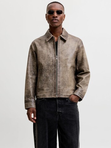 JACK & JONES - Chaqueta de entretiempo en gris: frente