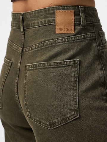 Wide leg Jeans 'PCSELMA' di PIECES in verde