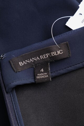 Banana Republic Skirt in XS in Blue