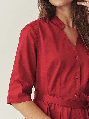 Rochie tip bluză de la TATUUM pe roșu