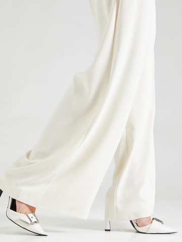 MAX&Co. Široký strih Plisované nohavice 'DAMINA' - biela