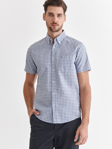 TATUUM - Ajuste regular Camisa en azul: frente