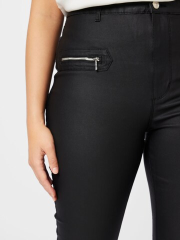 Coupe slim Pantalon 'ROYAL' ONLY Carmakoma en noir