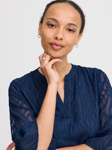 b.young Kleid in Blau: Vorderseite