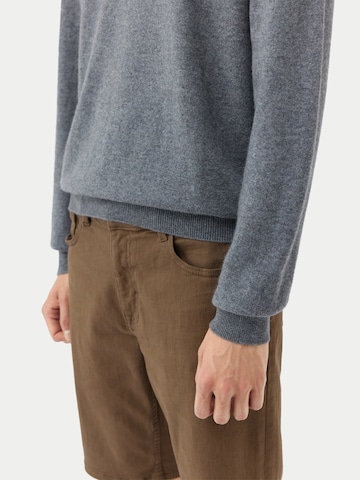GOBI Cashmere Trui 'Cashmere Horse Jacquard Sweater' in Grijs