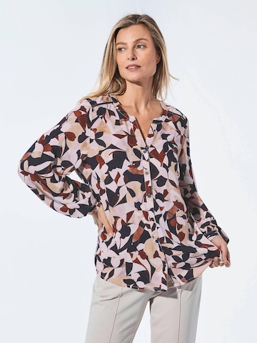 Goldner Blouse in Black: front