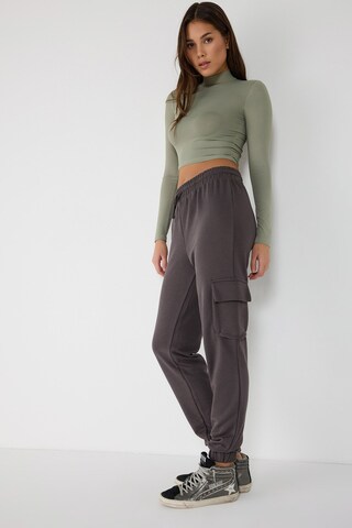 No Matter What Tapered Cargo trousers in Grey