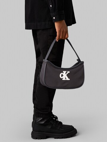 Sac Calvin Klein Jeans en noir : devant