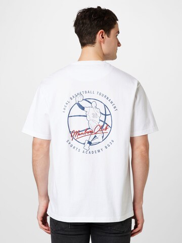 BLS HAFNIA Bluser & t-shirts 'Basket' i hvid