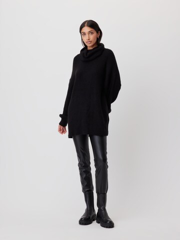 LeGer by Lena Gercke - Jersey talla grande 'Juna' en negro