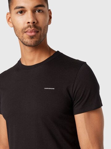 Calvin Klein Jeans Regularny krój Koszulka w kolorze szary