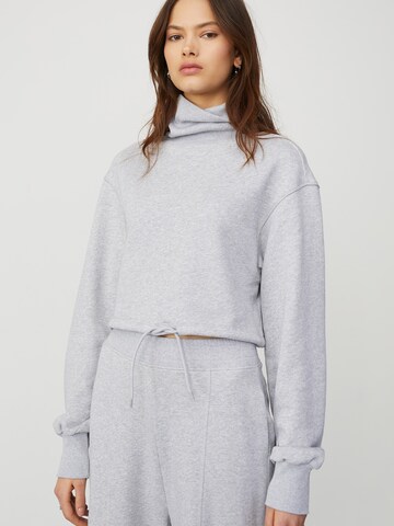 LeGer by Lena Gercke Sweatshirt 'Romina' i grå: forside