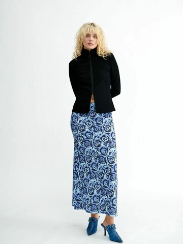 Résumé Paita ' AdaRS ' värissä sininen