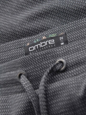 Ombre - regular Pantalón deportivo en gris