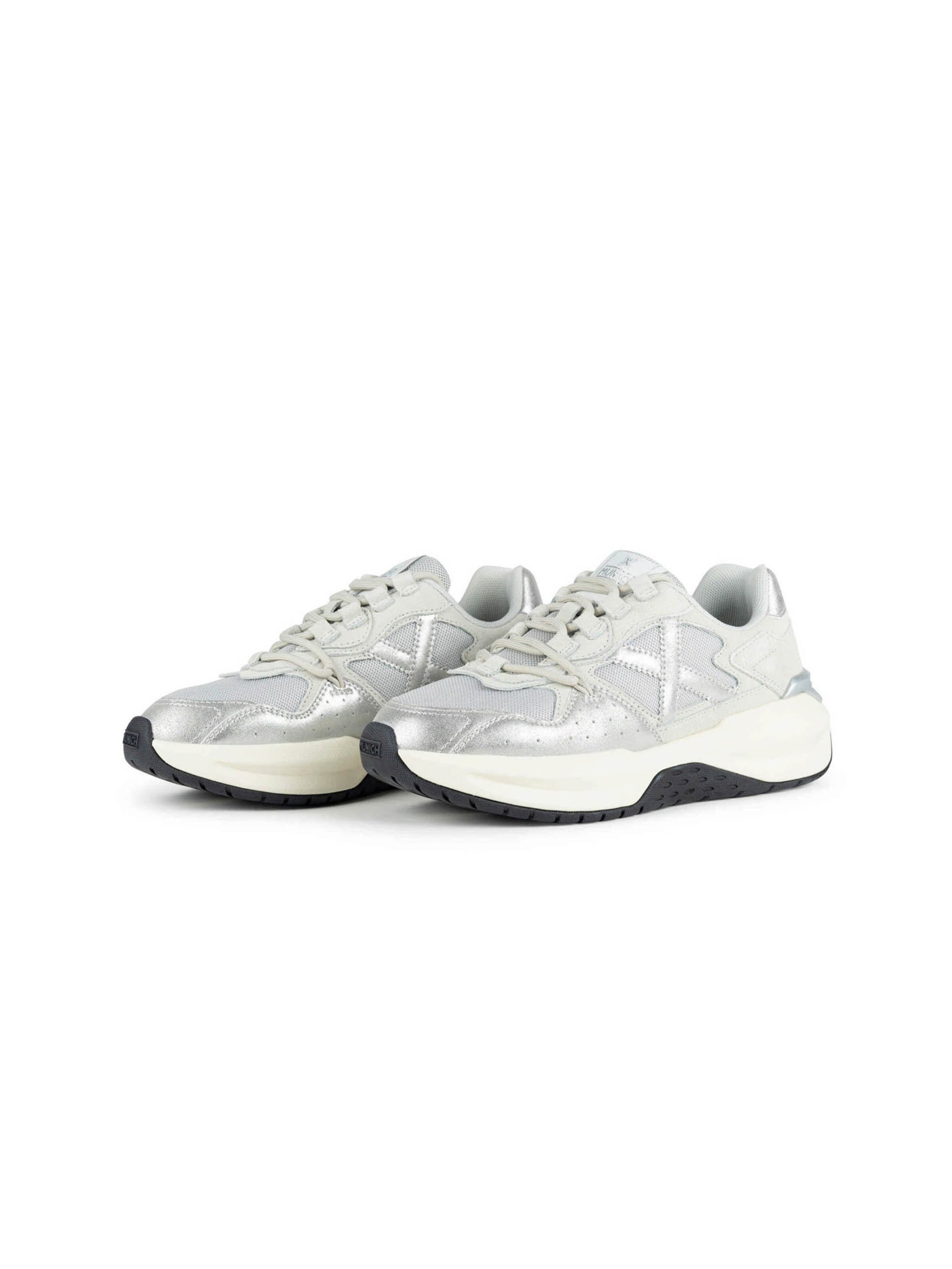 Sneaker bassa 'NEXA' di MUNICH in argento: frontale