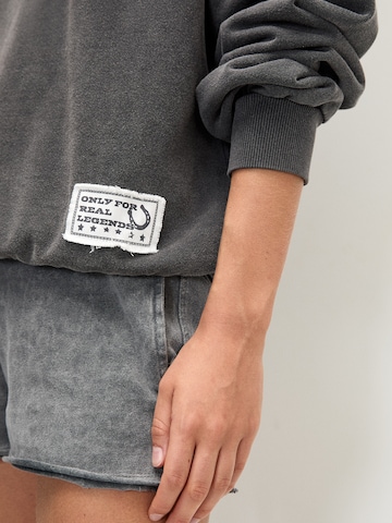 Pull&Bear Majica | siva barva