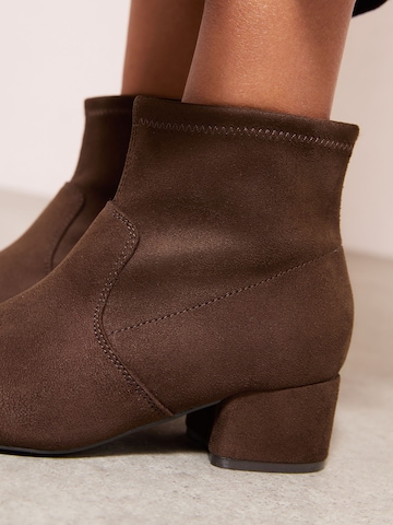 Friends Like TheseGležnjače - smeđa boja