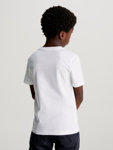 T-Shirt 'SECOND SKIN' Calvin Klein Jeans en blanc