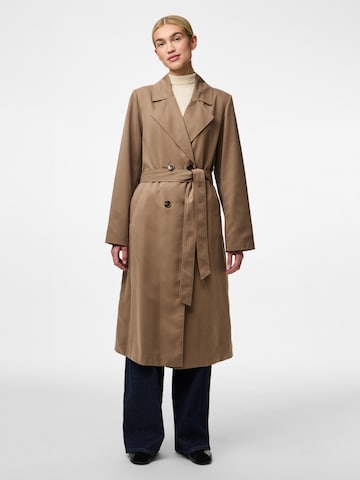 PIECES Between-Seasons Coat 'PCScarlett' in Brown: front