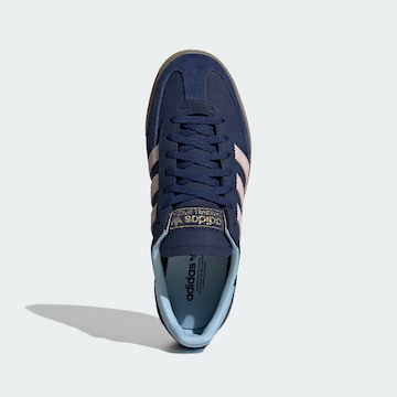 ADIDAS ORIGINALS Ниски маратонки 'HANDBALL SPEZIAL' в синьо