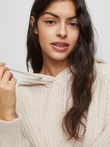 Pull&Bear Sveter - Béžová