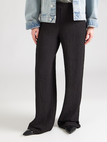 ABOUT YOU Bő szár Nadrág 'Nalani' - fekete: elől