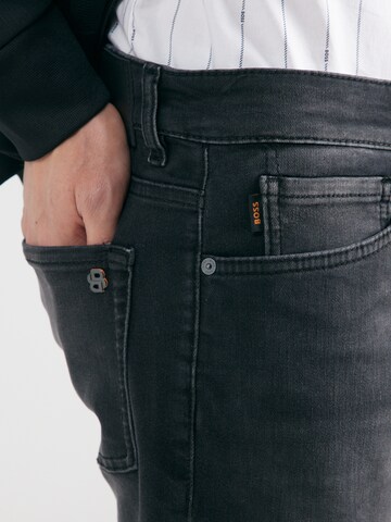 BOSS Regular Jeans 'Re.Maine' in Zwart