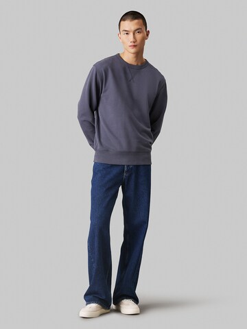 Felpa di Calvin Klein Jeans in blu