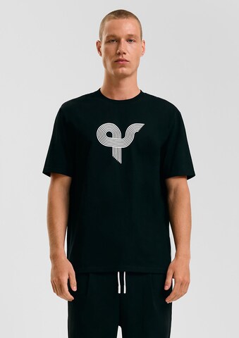 QS Shirt in Black: front