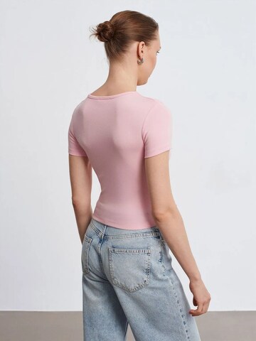 Camicia da donna di Dilvin in rosa