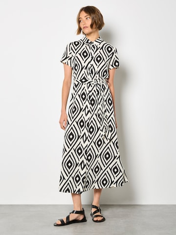 Apricot Dress ' ' in Black