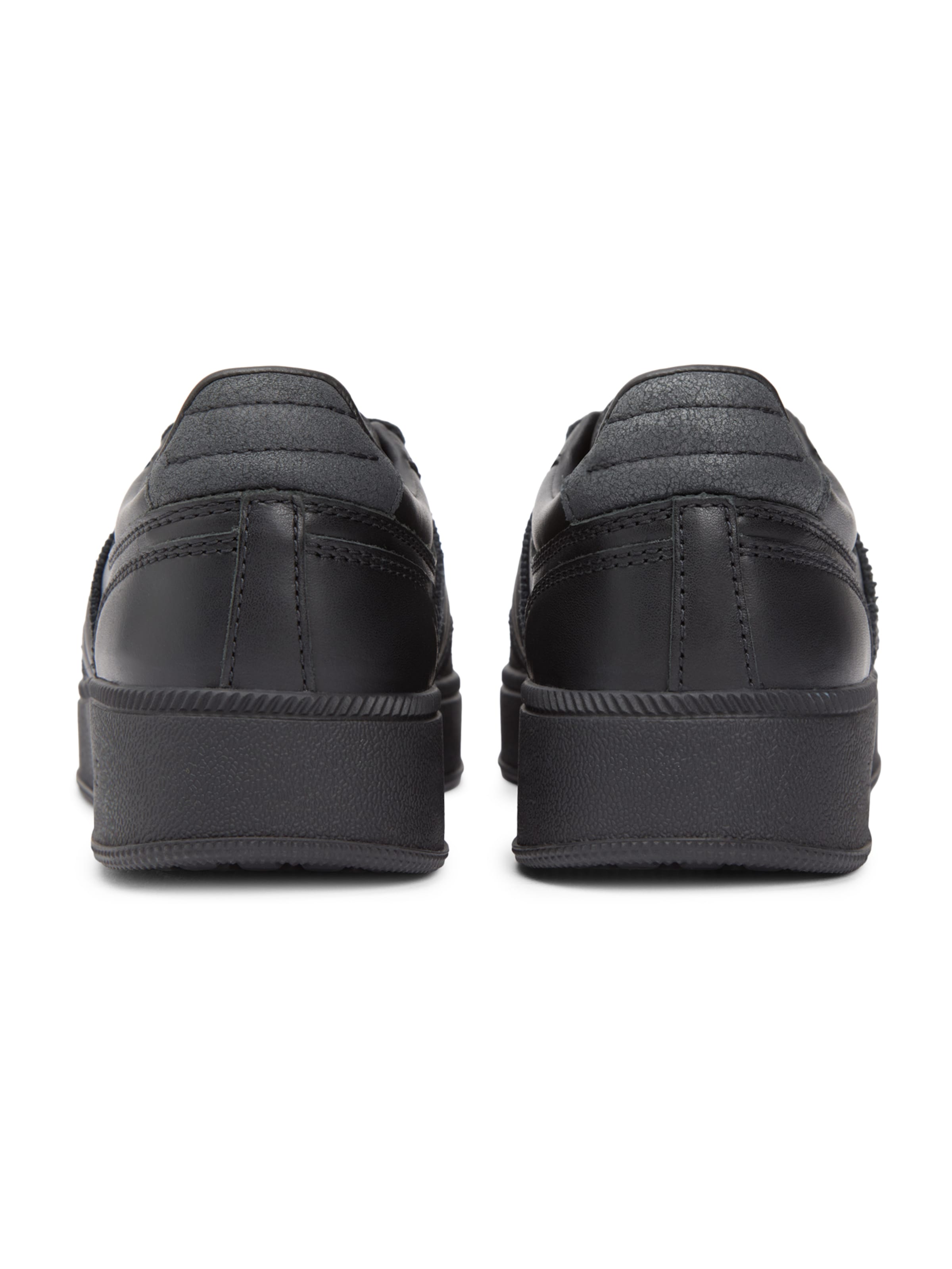 Tommy Jeans Rövid szárú sportcipők 'THE GREENWICH' - fekete