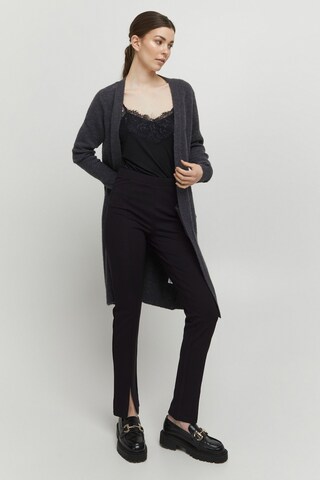 Coupe slim Leggings 'SYMA' b.young en noir