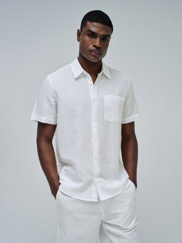 Salsa Jeans Regular fit Button Up Shirt in White: front