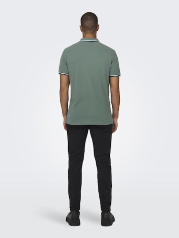 Only & Sons T-shirt 'Fletcher' i grön