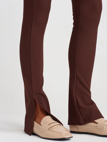 Dilvin Flared Leggings 'Gamaschen'‌‌‌‌‌ in Braun