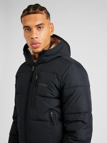 HOLLISTER Winter Jacket in Black