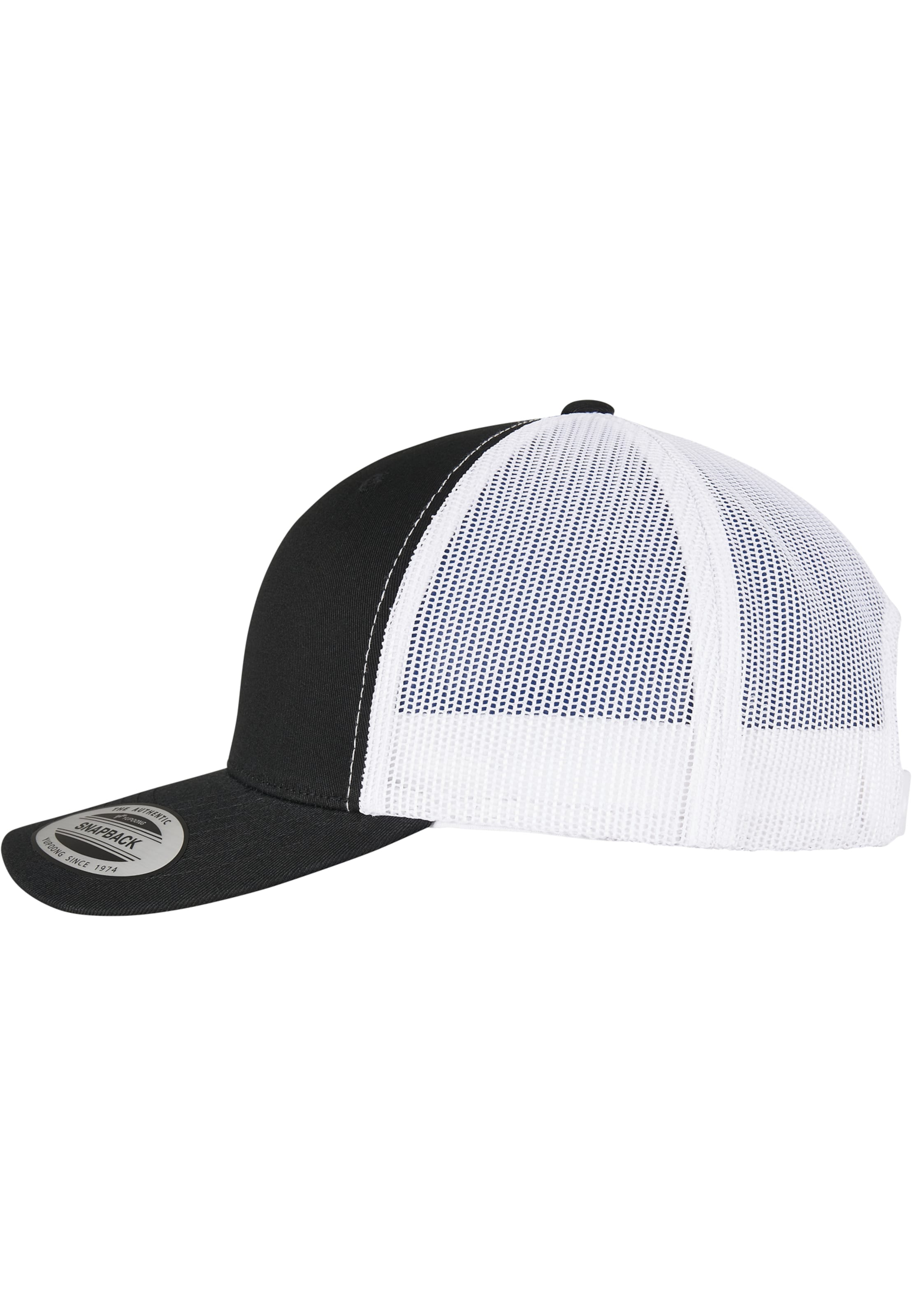 Flexfit Cap in Black
