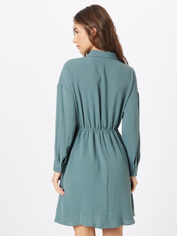 ABOUT YOU - Vestido camisero 'Patrizia' en verde