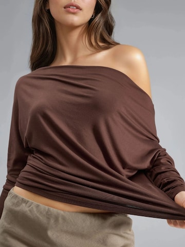 Busem Blouse in Bruin
