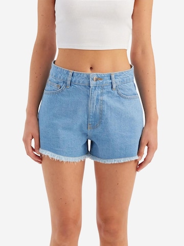 Hiccup Jeans 'Jeansshorts' in Blue: front