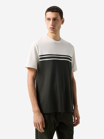 BOGNER Shirt in Grün: Vorderseite