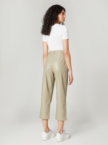 Guido Maria Kretschmer Women Regular Pants 'Nena' in Green