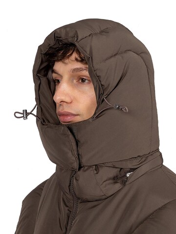 FAVELA Winter Jacket 'Abstract' in Brown