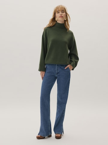 KAVAZI Sweater 'Eucalyptus' in Green