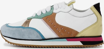 Sneaker bassa di CAFè NOIR in colori misti: frontale