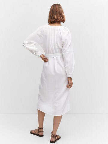 Robe-chemise 'Ibiza' MANGO en blanc