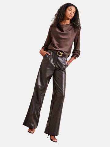 Friends Like These Blouse in Bruin: voorkant